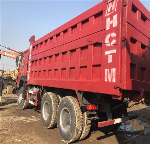 camião basculante Howo 6X4 375HP dump truck