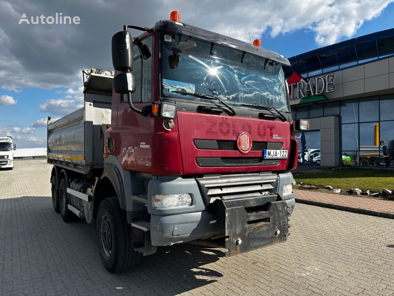 camião basculante Tatra Pheonix 8P5R33