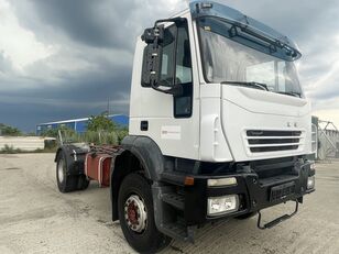 camião chassi IVECO Eurotrakker 260