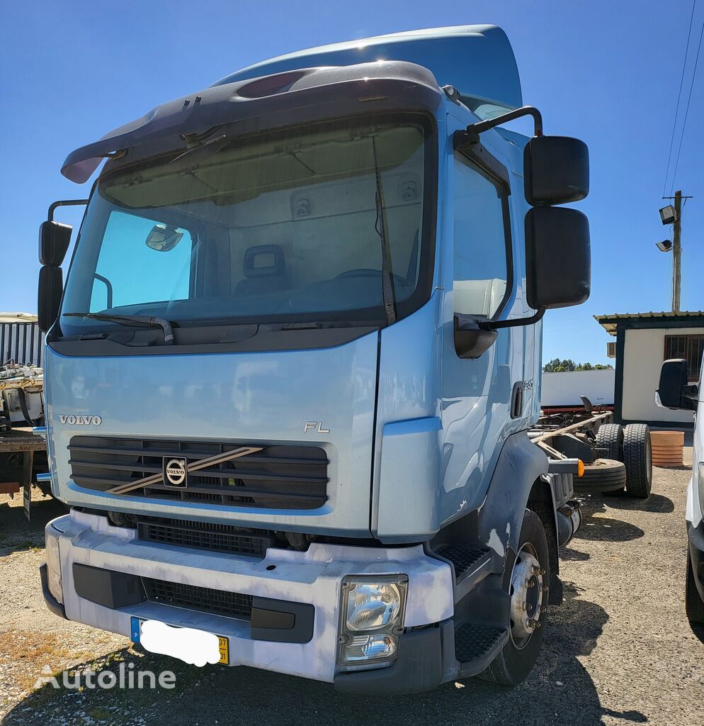 camião chassi Volvo FL 240