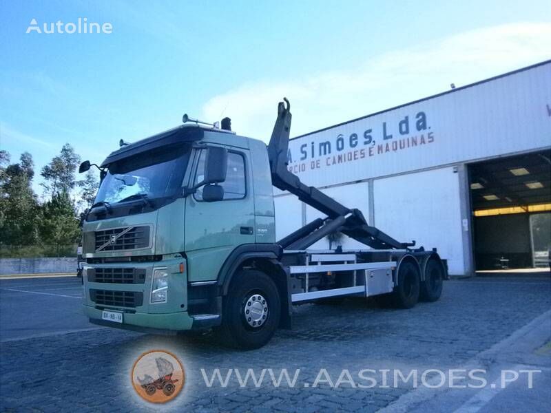 camião de contentores Volvo FM330