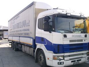 camião de toldo Scania 144L460
