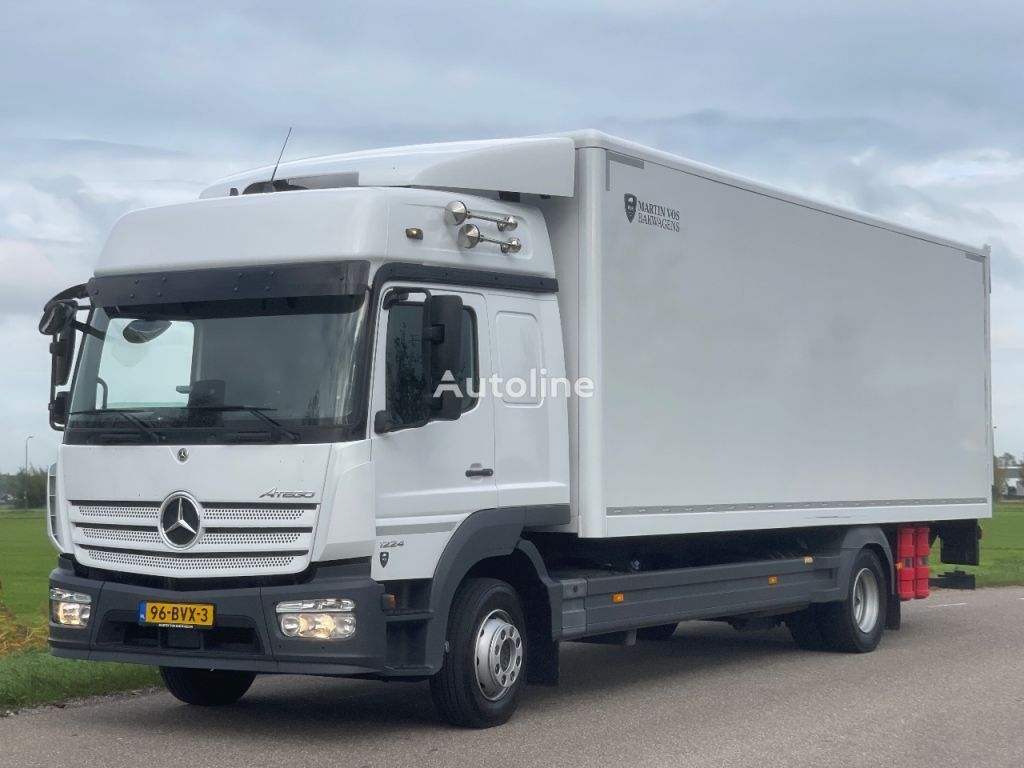 camião furgão Mercedes-Benz Atego ATEGO 1224L 2020. Bakwagen met Laadklep