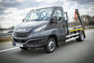 camião multibenne IVECO Daily 70C18 + KING Bramowiec / Skiploader / Absetzkipper novo