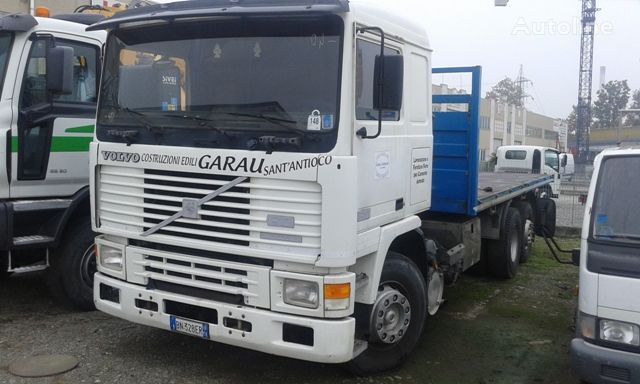 camião plataforma Volvo F.10