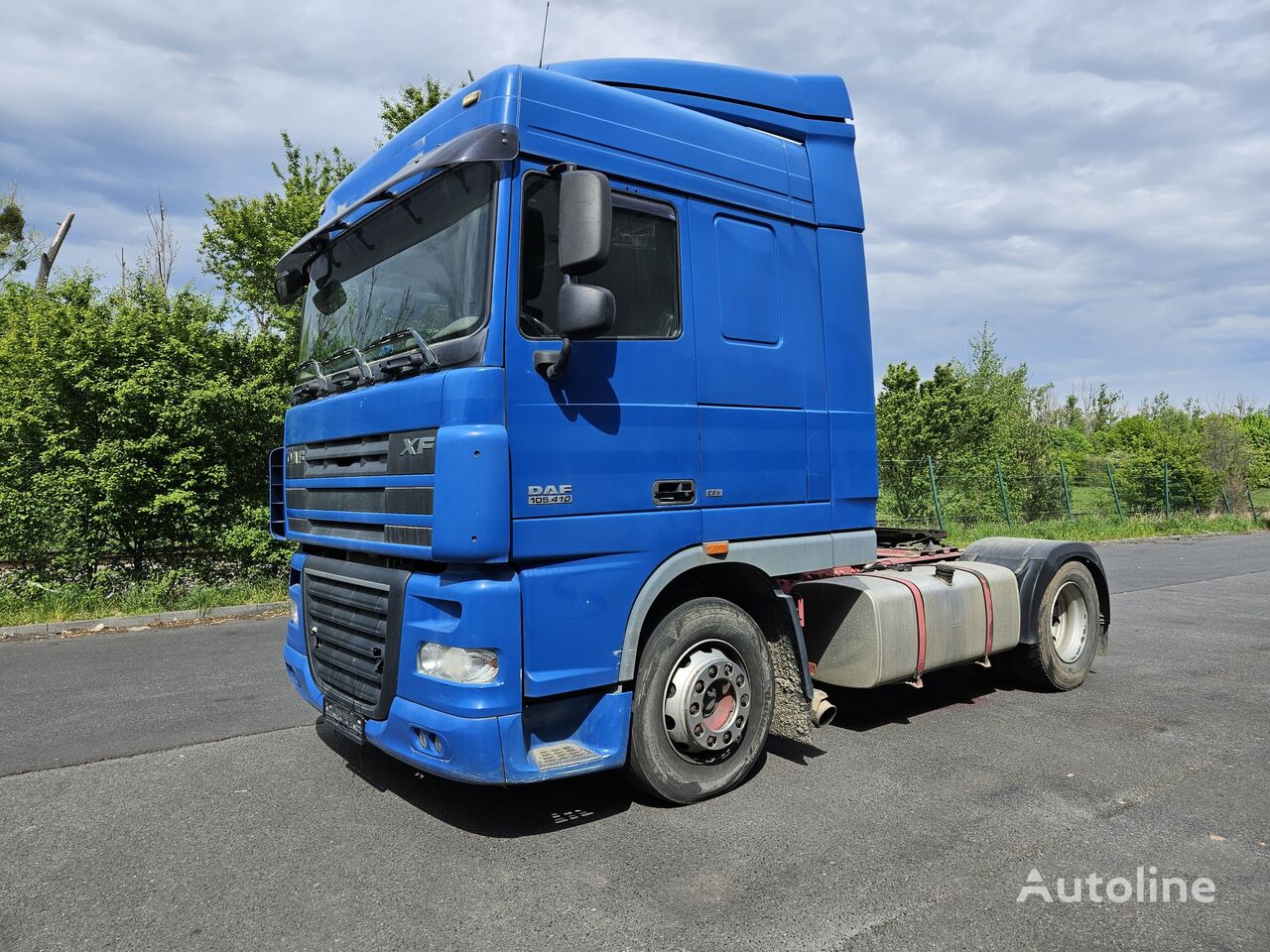 camião tractor DAF XF 105.410 SpaceCab mit Kipphydraulik