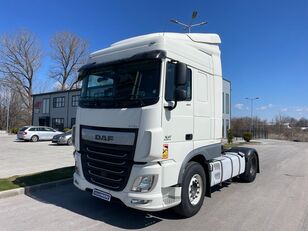 camião tractor DAF XF 460