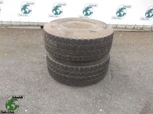 pneu de camião Hankook 425/65R 22.5 BANDEN MET STAAL WIELEN PROFIEL CA 70. %